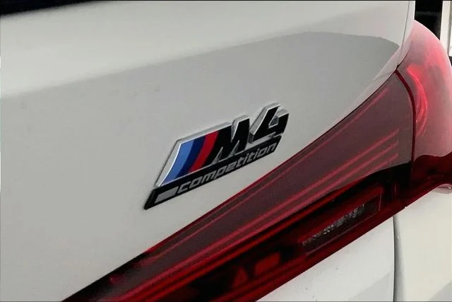 Used 2026 Alpine White BMW Competition image 8