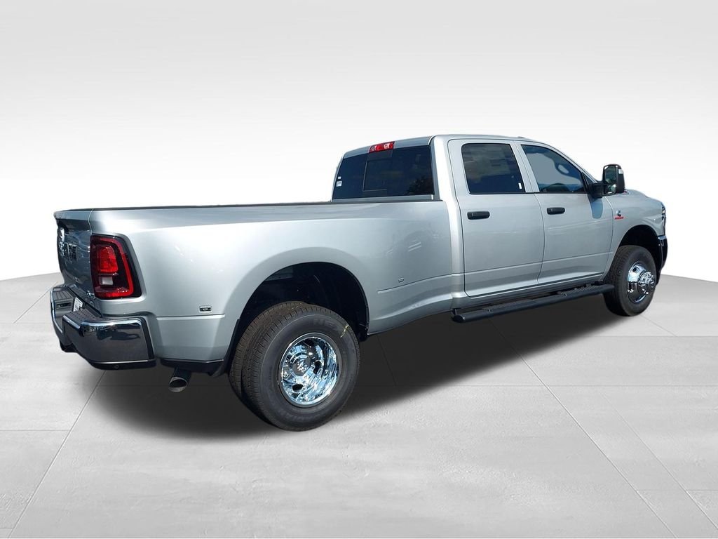 New 2027 Silver-Zynith Exterior Paint RAM Tradesman image 5