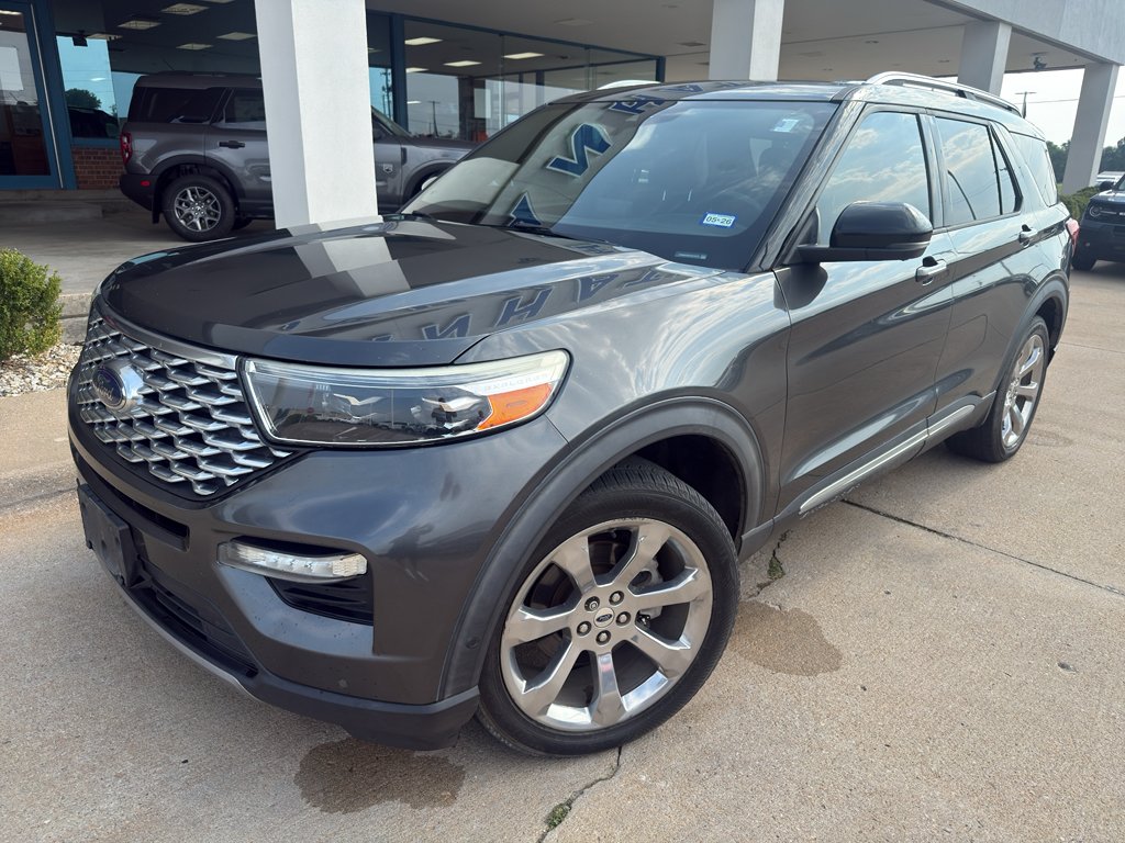 Used 2020 Magnetic Metallic Ford Platinum image 2