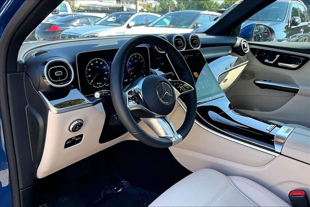 Used 2026 Blue Mercedes-Benz GLC 300 image 14