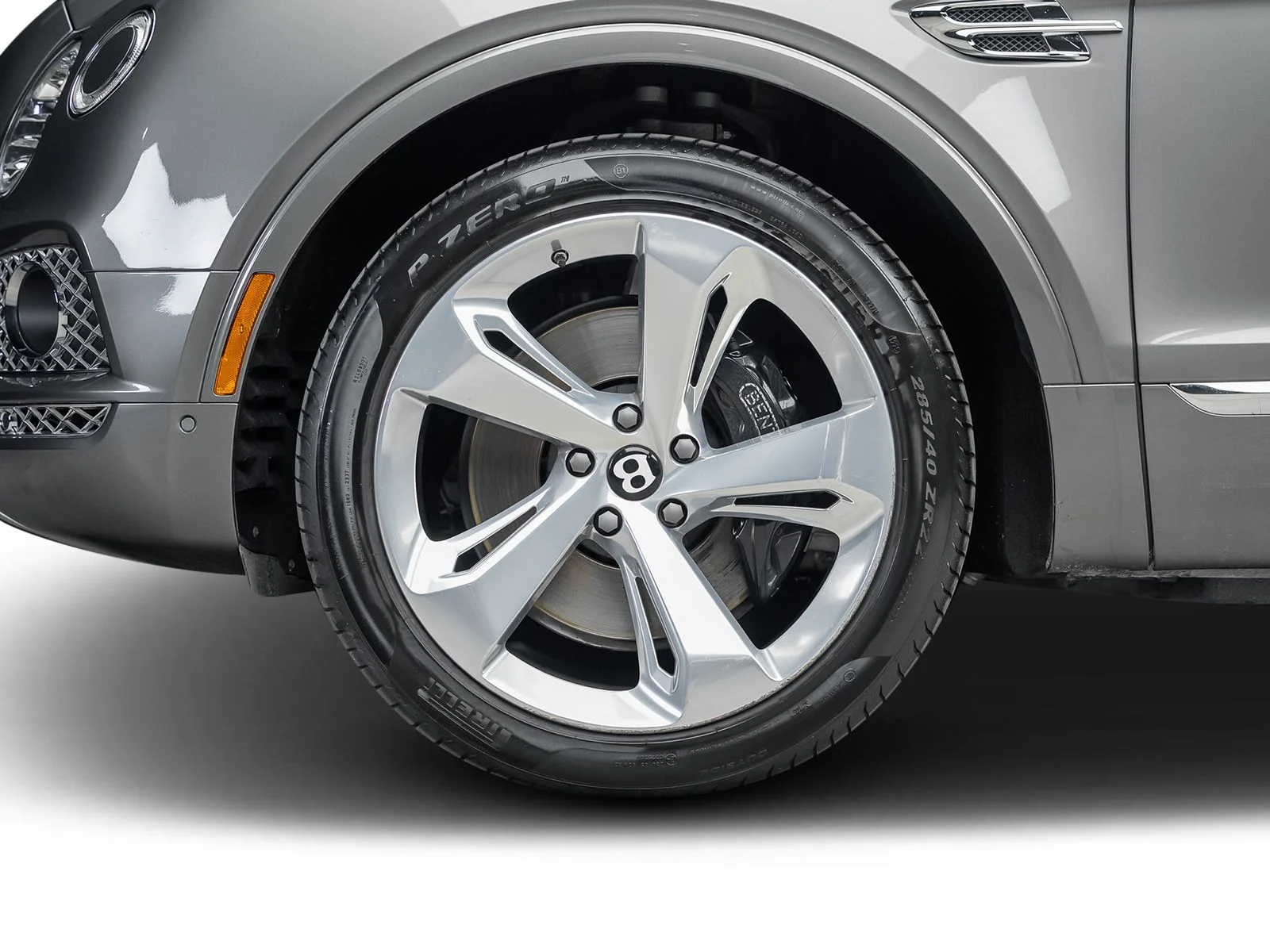 Used 2018 Gray Bentley W12 image 19