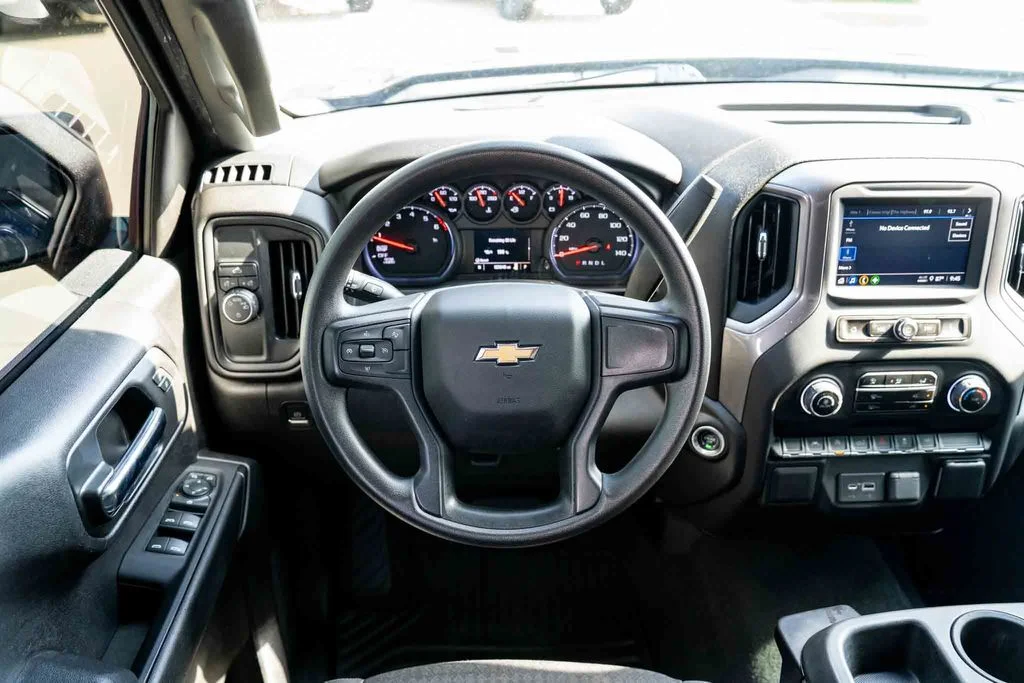 Used 2022 Gray Chevrolet Custom image 19