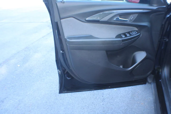 Used 2023 Mosaic Black Metallic Chevrolet LT image 6