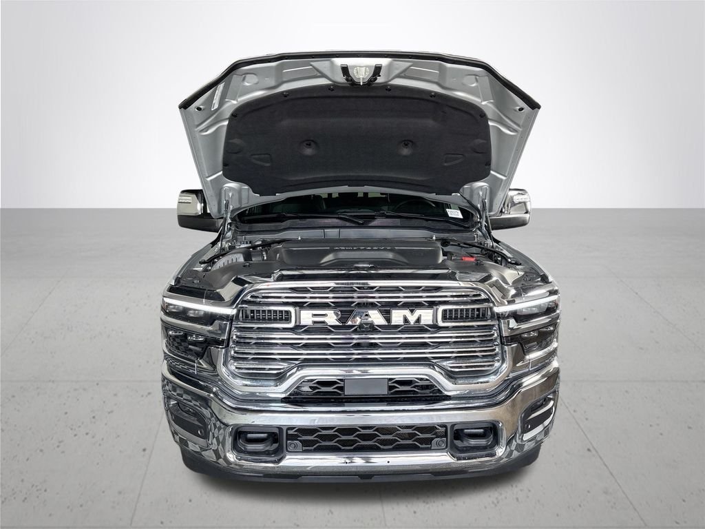 New 2026 Silver-Zynith Exterior Paint RAM Laramie image 22