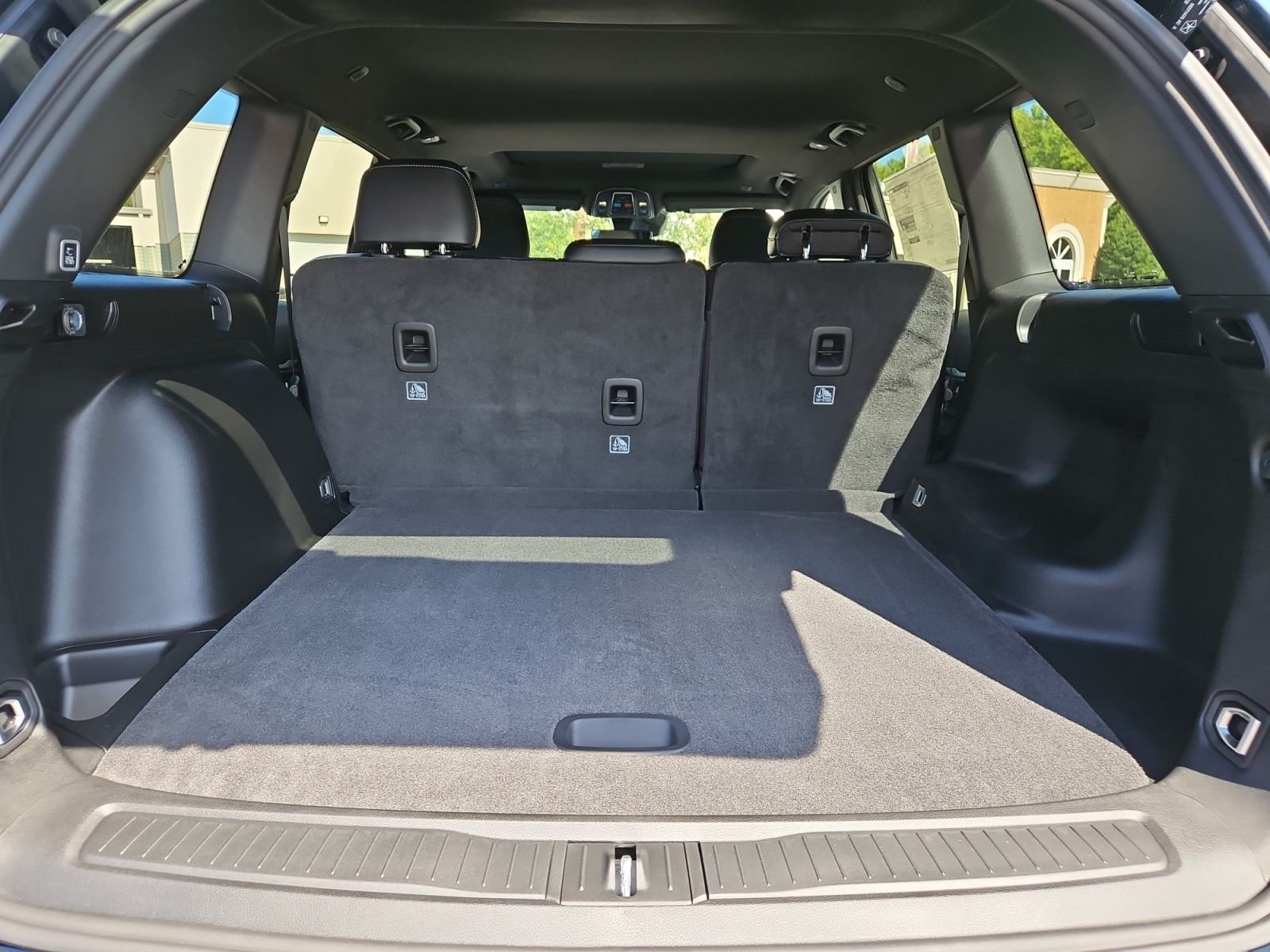 New 2027 High Gloss Black Jeep Laredo Altitude image 19