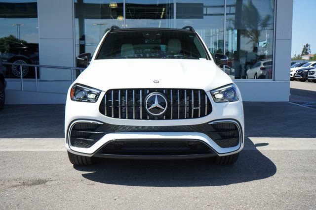New 2026 MANUFAKTUR Moonlight White Metallic Mercedes-Benz AMG® GLE 63 S 4MATIC+ SUV image 44