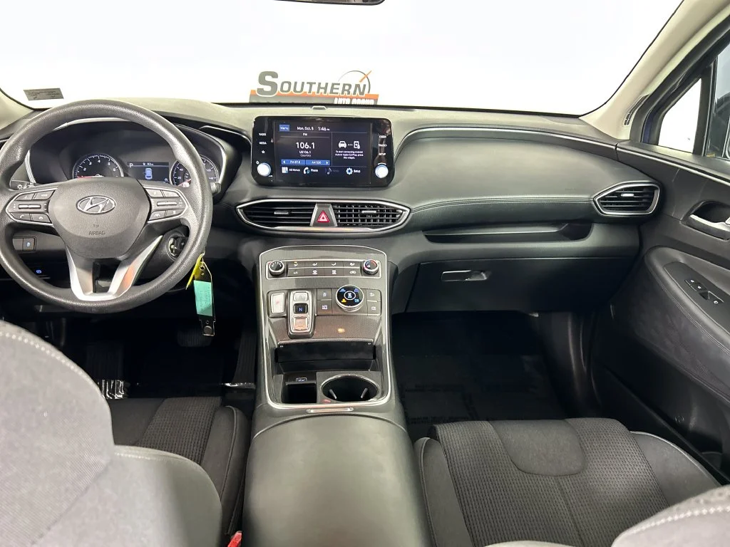 Used 2021 Blue Hyundai SE image 18