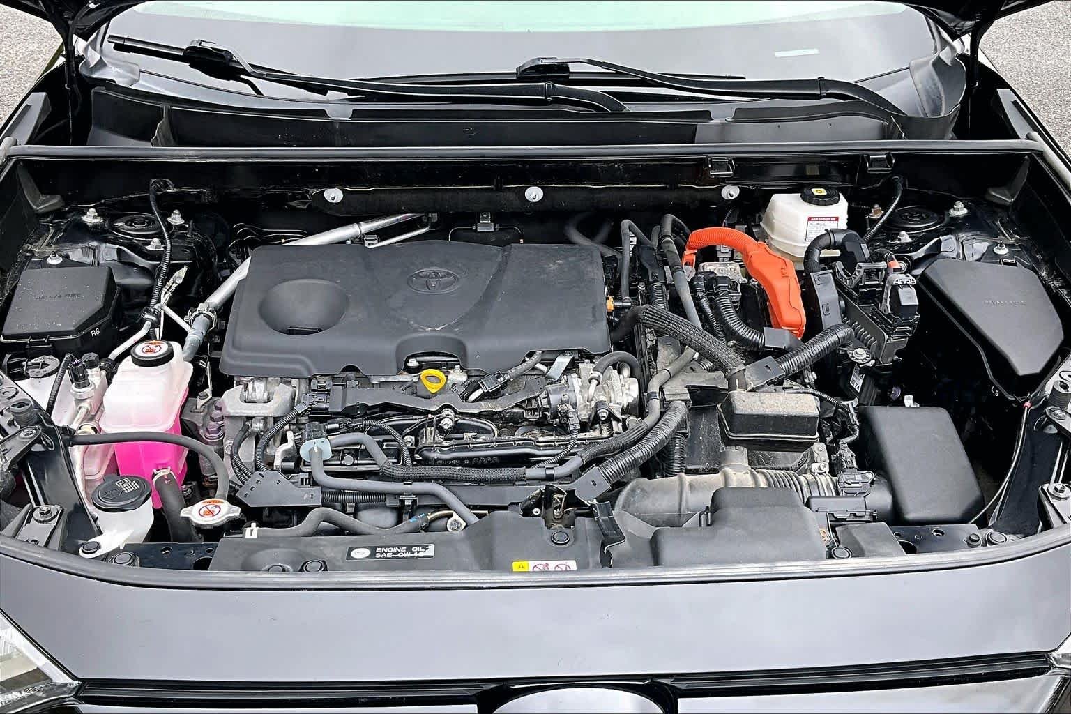 Used 2023 Midnight Black Metallic Toyota Hybrid XLE image 30