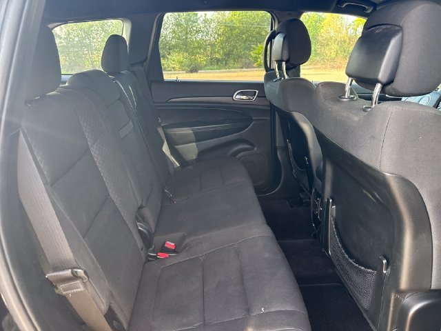 Used 2018 Black Jeep Laredo image 14