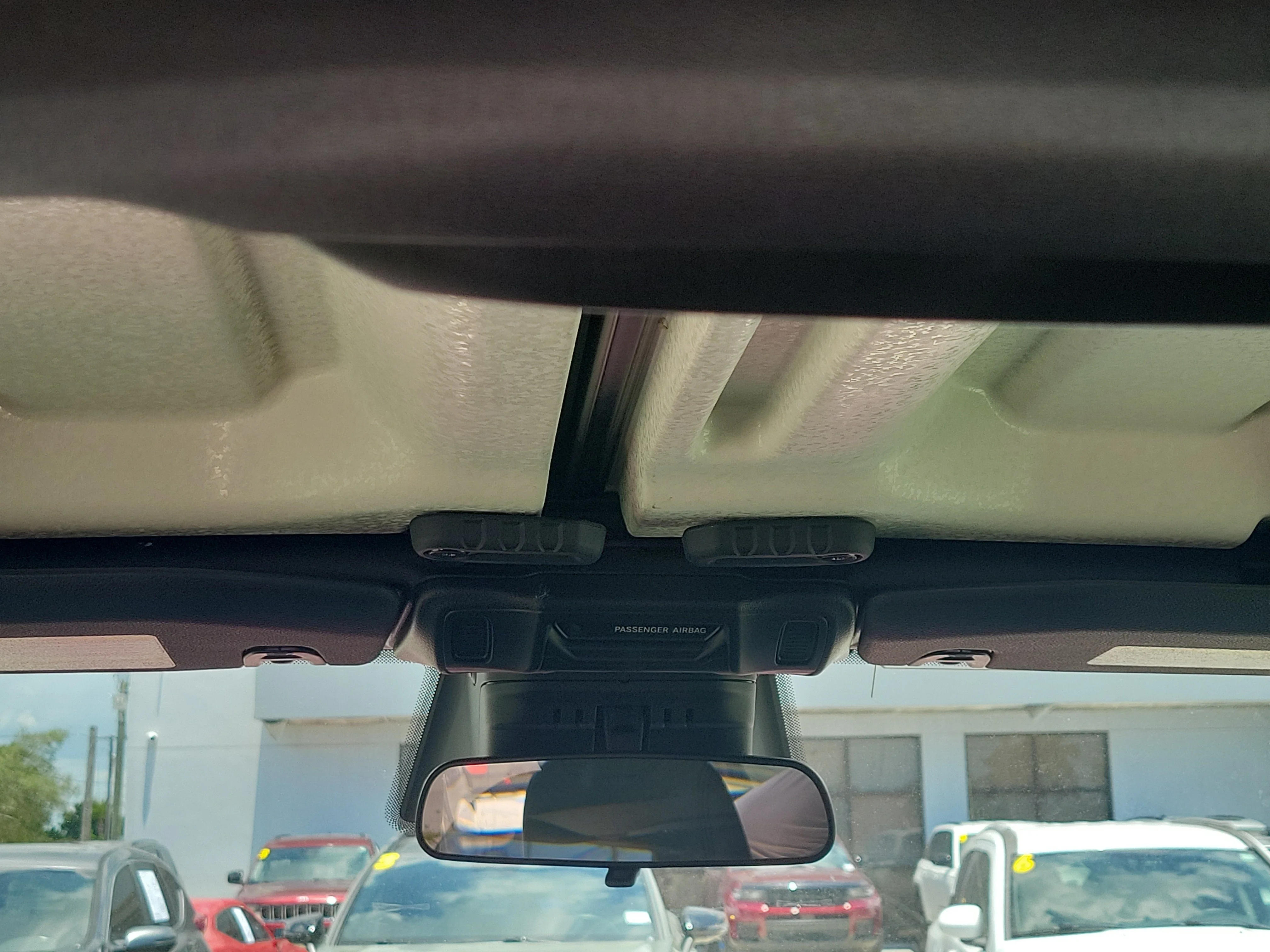 New 2026 Tuscadero Pearlcoat Jeep Sport S image 15
