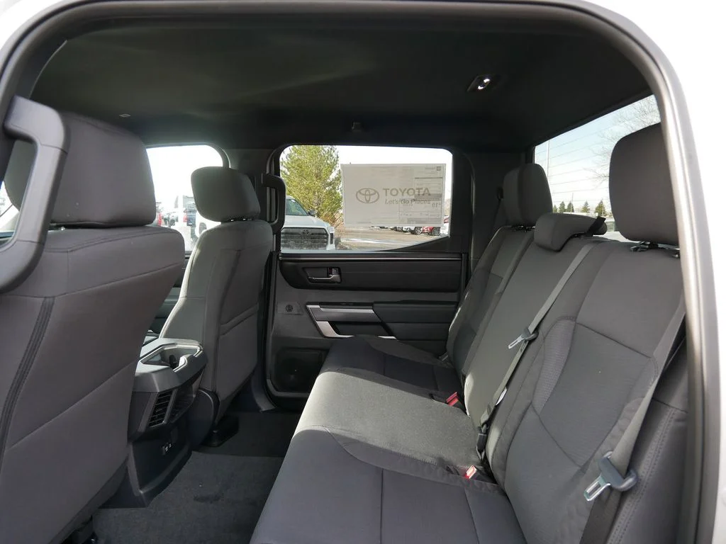 2026 Toyota Tundra SR5 - Photo 7