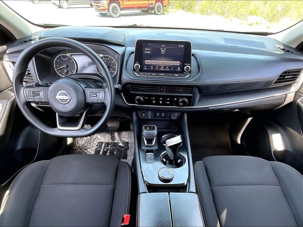 Used 2024 Brilliant Silver Metallic Nissan S image 20