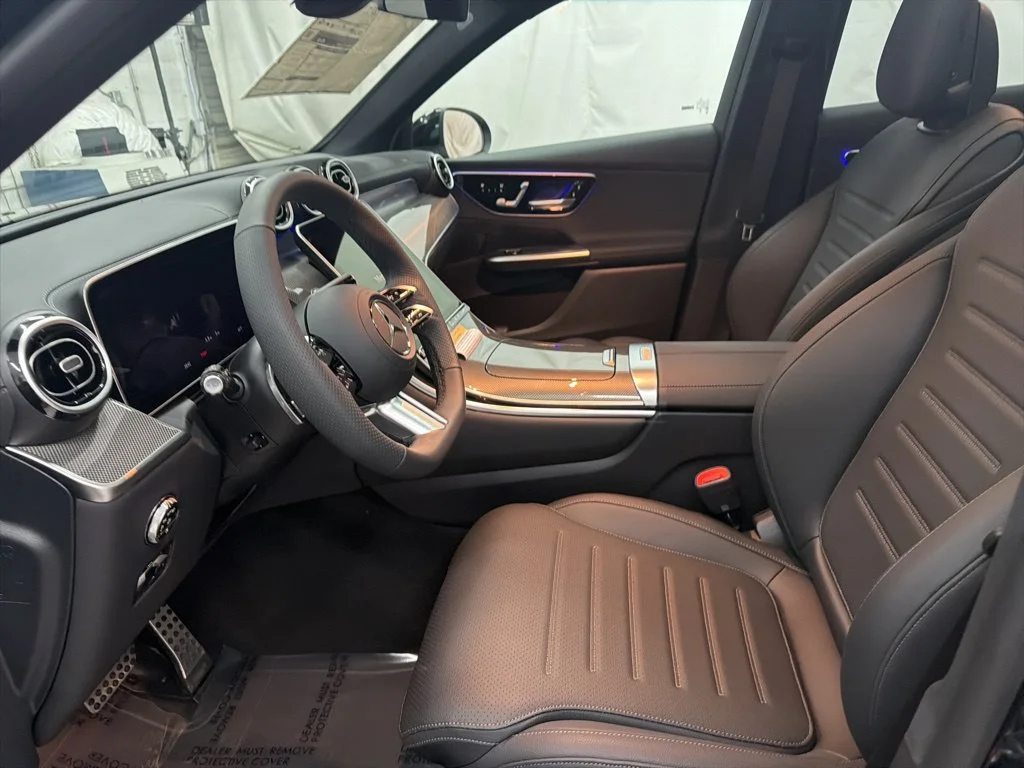 Used 2026 Black Mercedes-Benz GLC 300 image 14