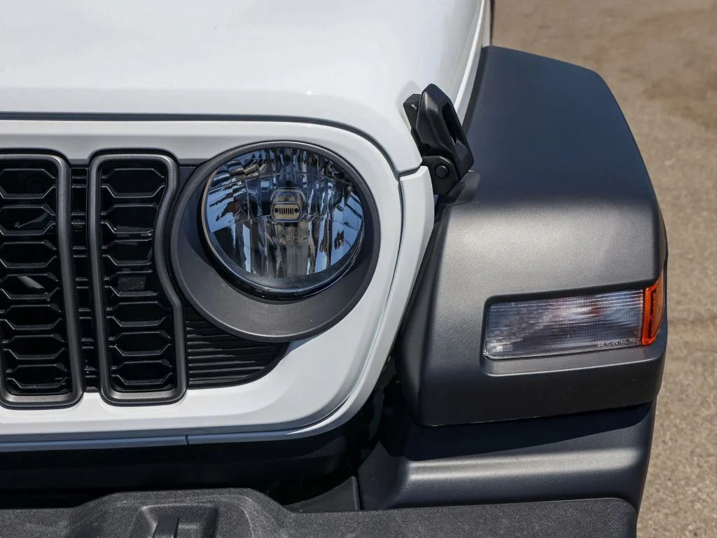 New 2026 Bright White Clearcoat Jeep Unlimited Sport image 9