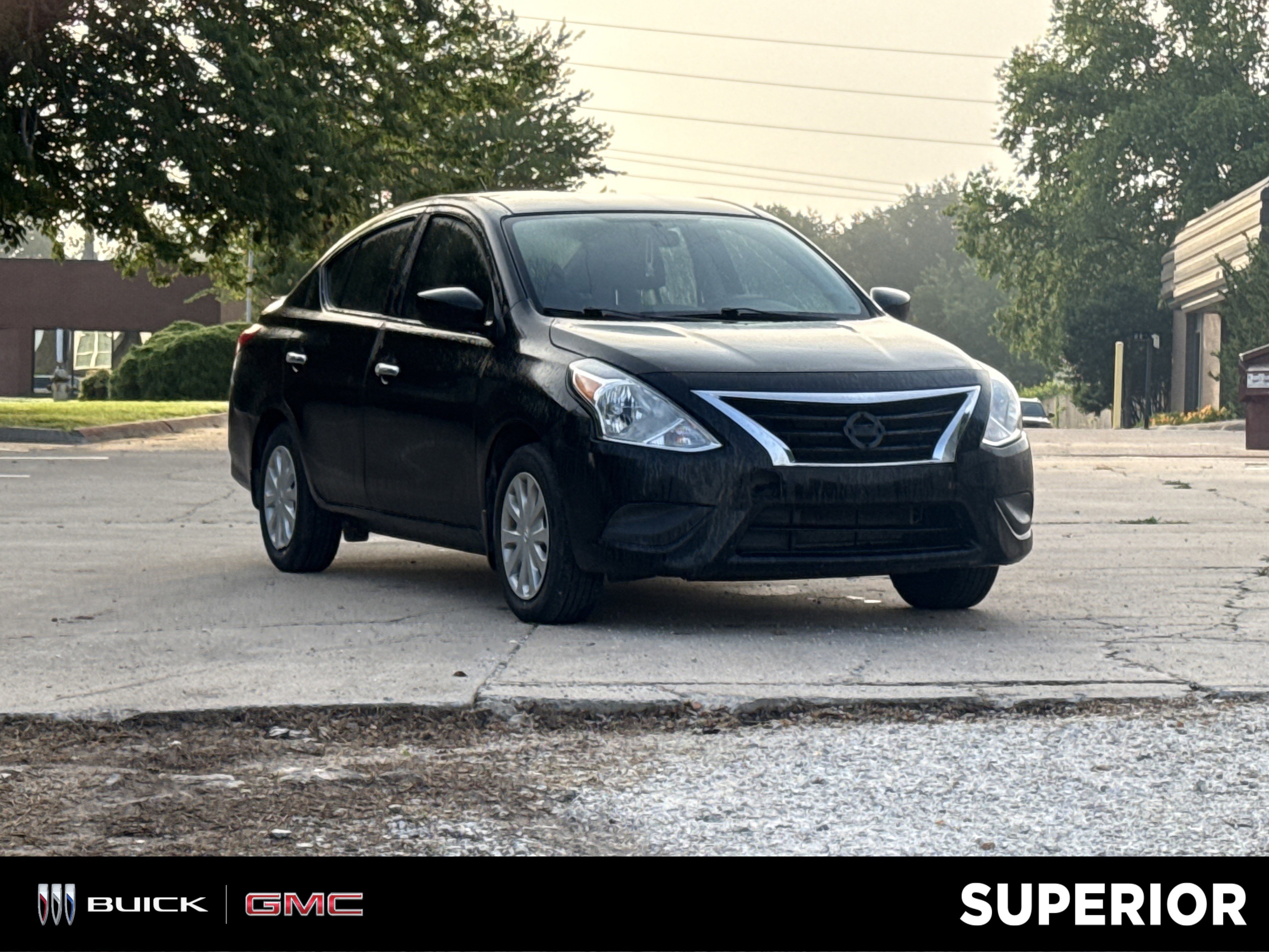 2019 Nissan Versa 1.6 SV CVT's photo