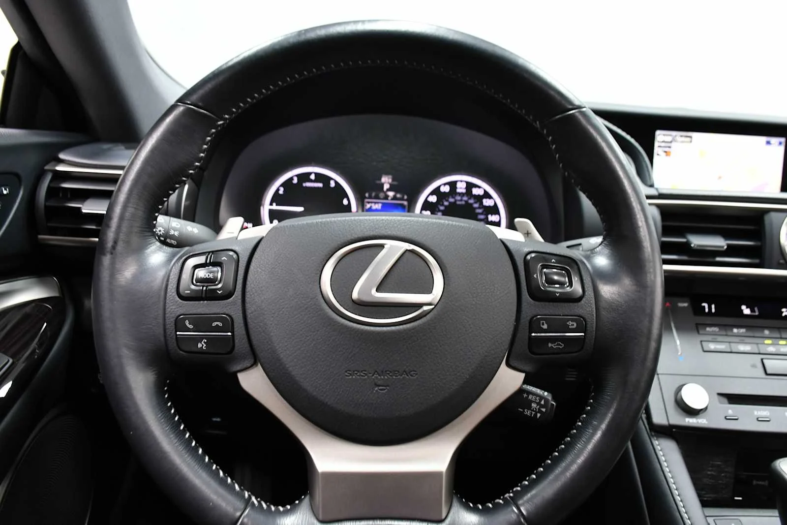 Used 2015 Starfire Pearl Lexus  image 17
