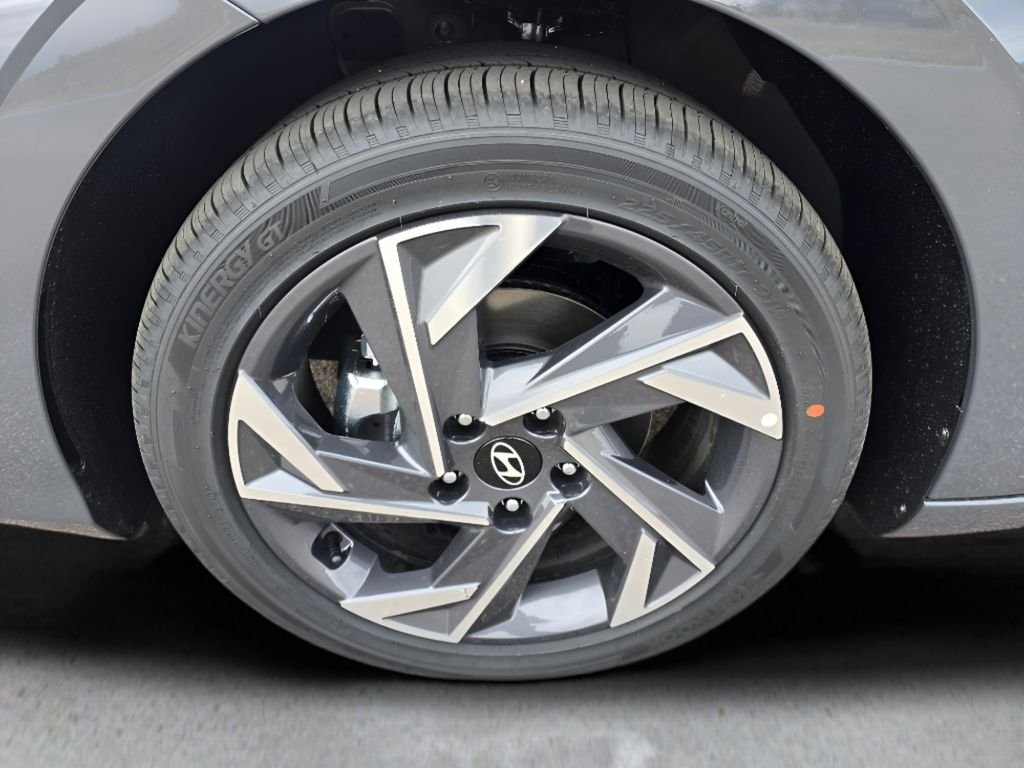 New 2026 Ecotronic Gray Hyundai Limited image 9
