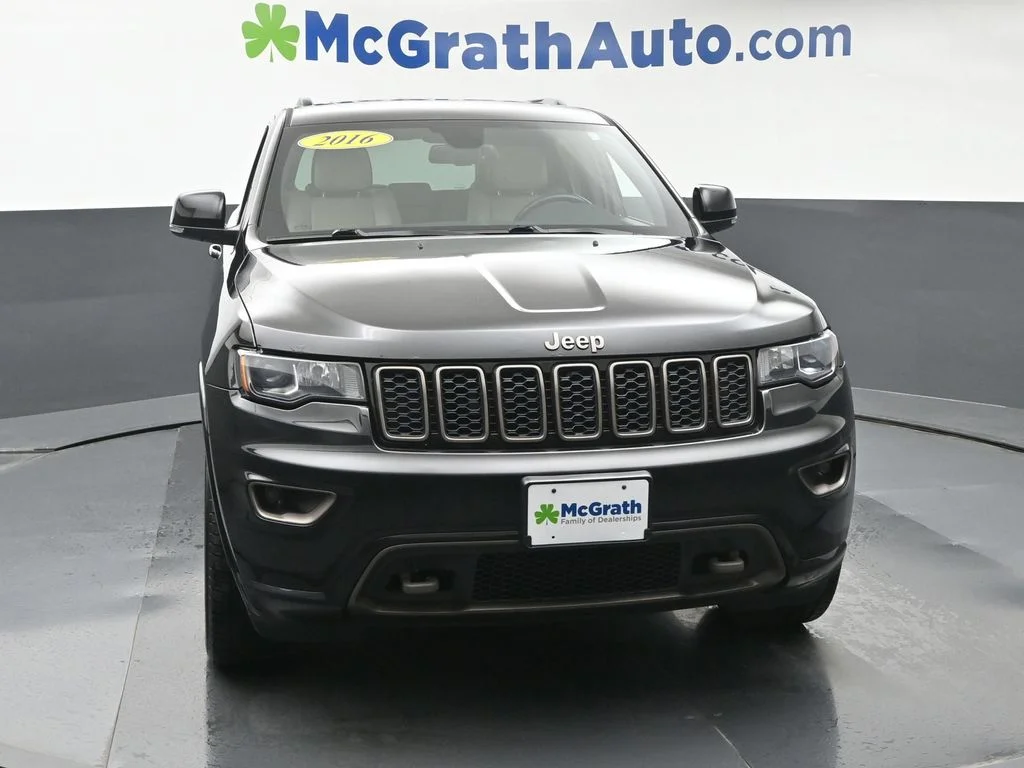 Used 2016 Black Jeep Limited image 5