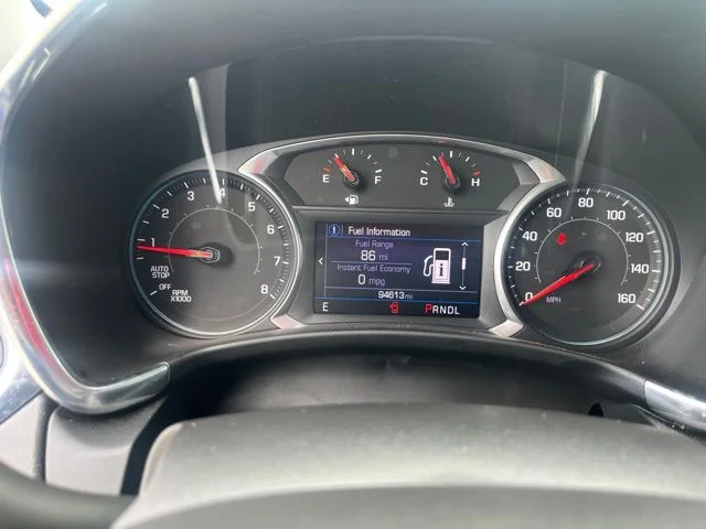 Used 2022 White Chevrolet LS image 14