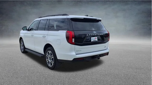 Used 2025 White Ford Active image 6