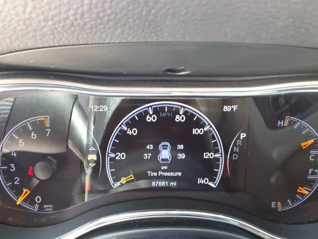 Used 2021 Bright White Clearcoat Jeep Limited image 37