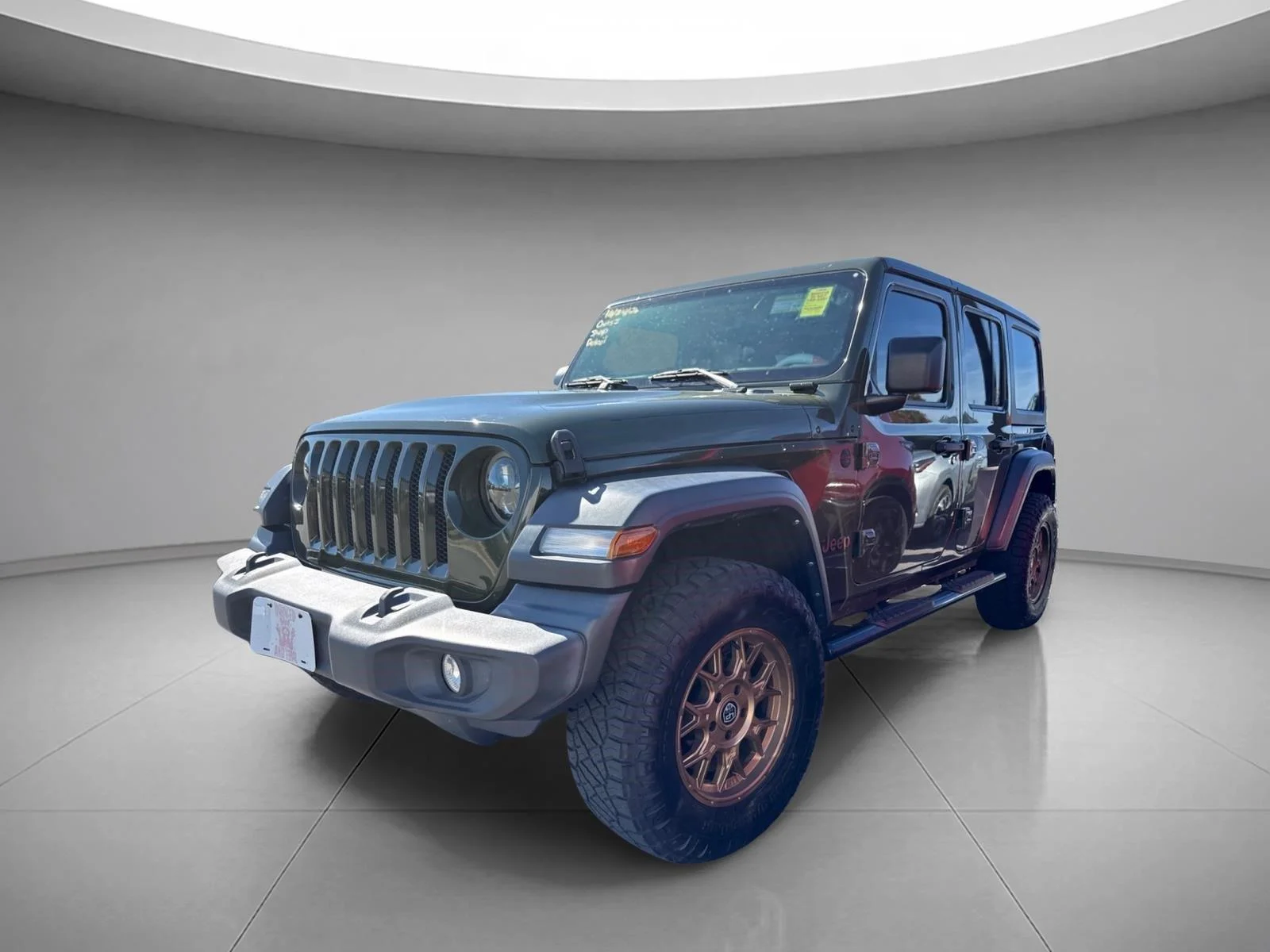 Used 2021 -SELECT- JEEP SPORT image 2