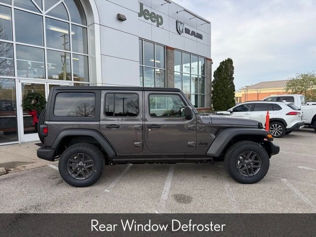 New 2026 Granite Crystal Metallic Clear-Coat Exterior Paint Jeep Sport S image 8
