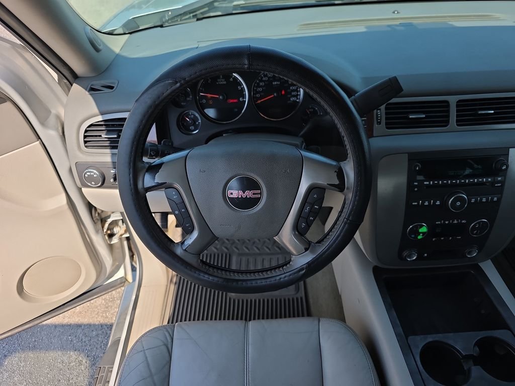 Used 2011 Silver GMC SLT image 14