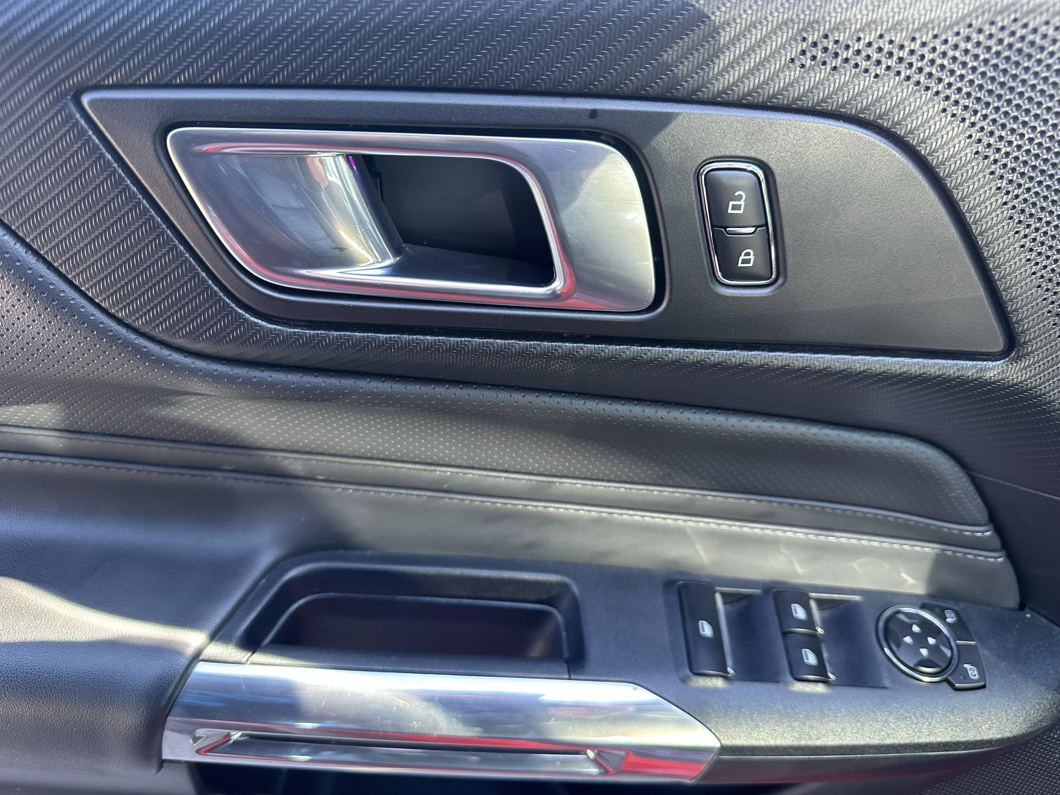 Certified Used 2025  Ford EcoBoost Premium image 9