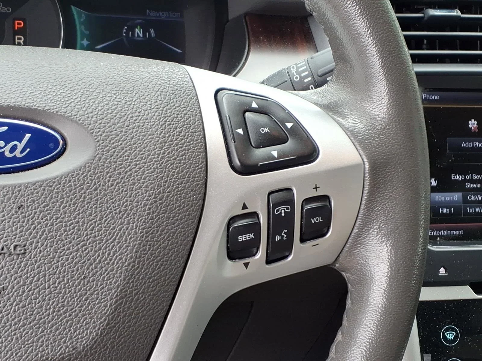 Used 2013 Ingot Silver Ford Limited image 18