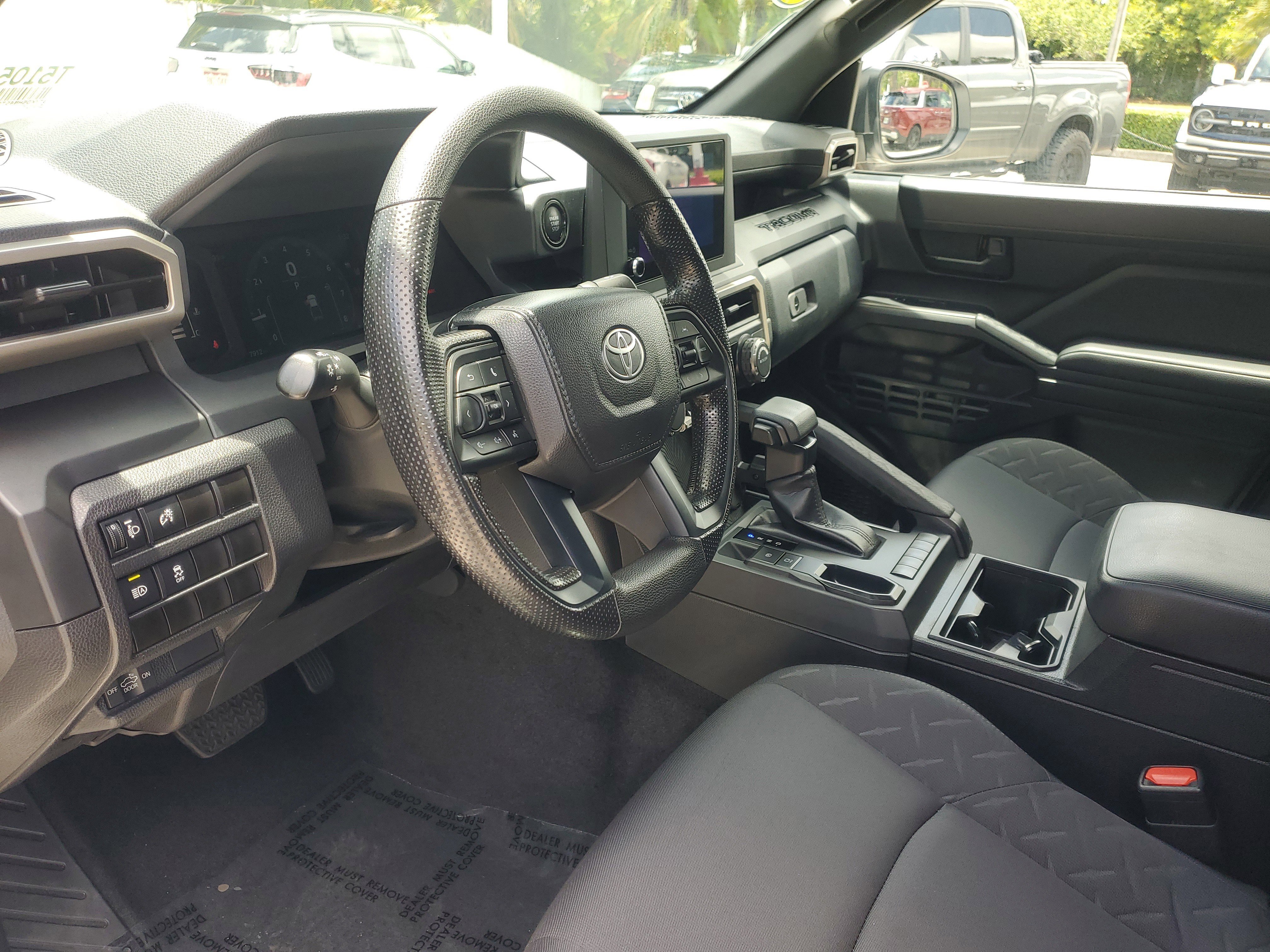 Certified Used 2025 Ice Toyota SR image 14