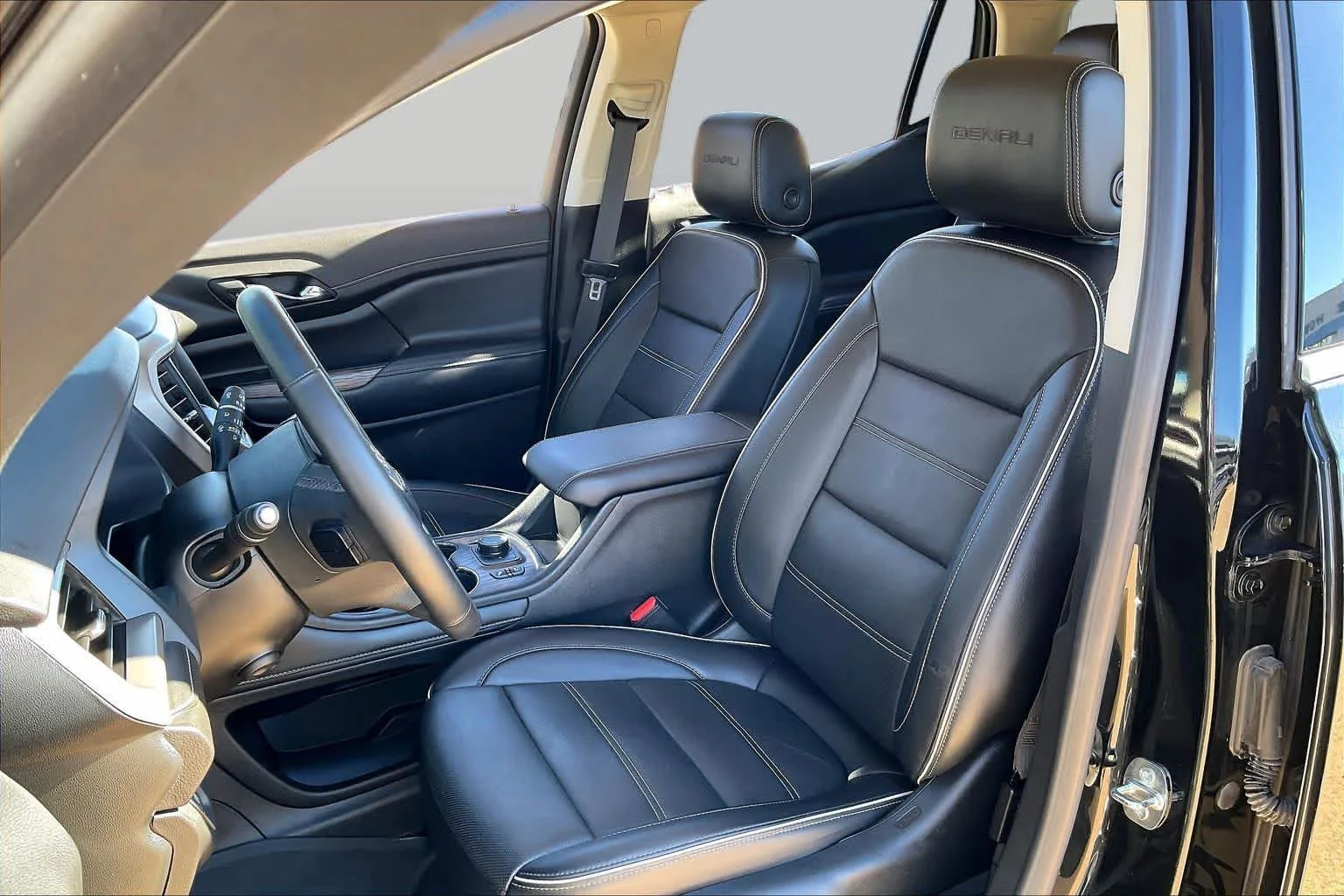 Used 2023 Ebony Twilight Metallic GMC Denali image 8