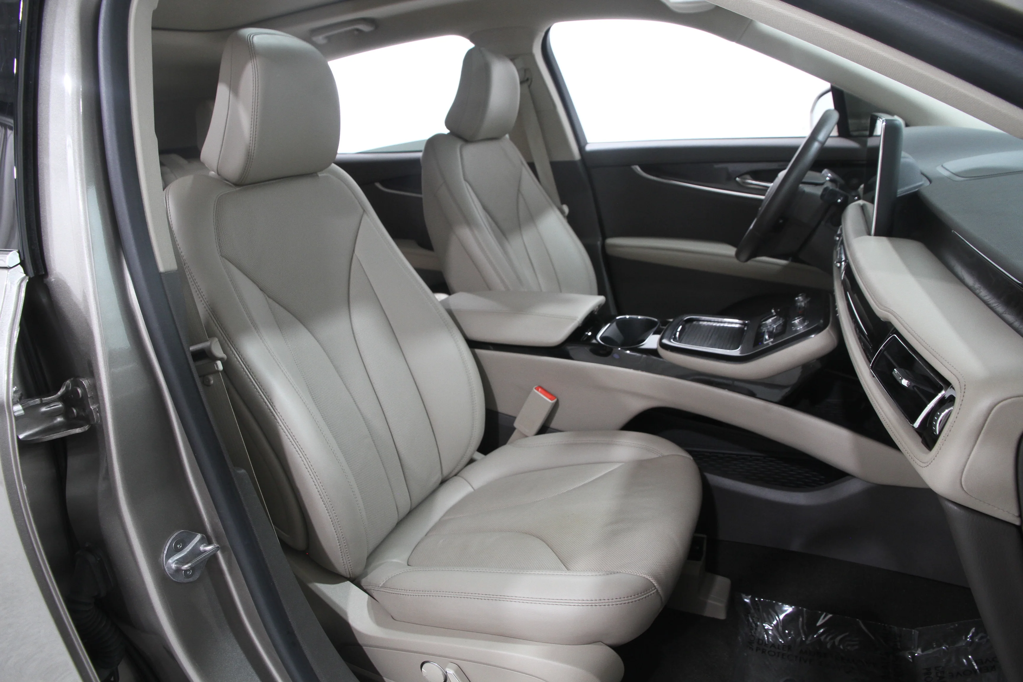 Used 2021 BEIGE Lincoln Reserve image 18