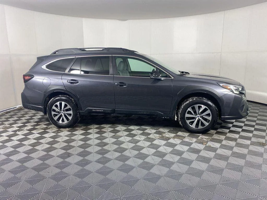 Used 2025 Gray Metallic Subaru Premium image 10