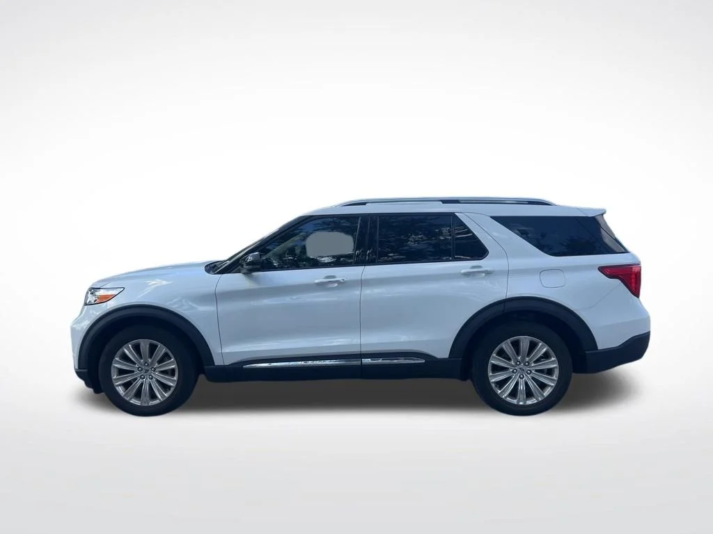Certified Used 2022 White Metallic Ford Limited image 8