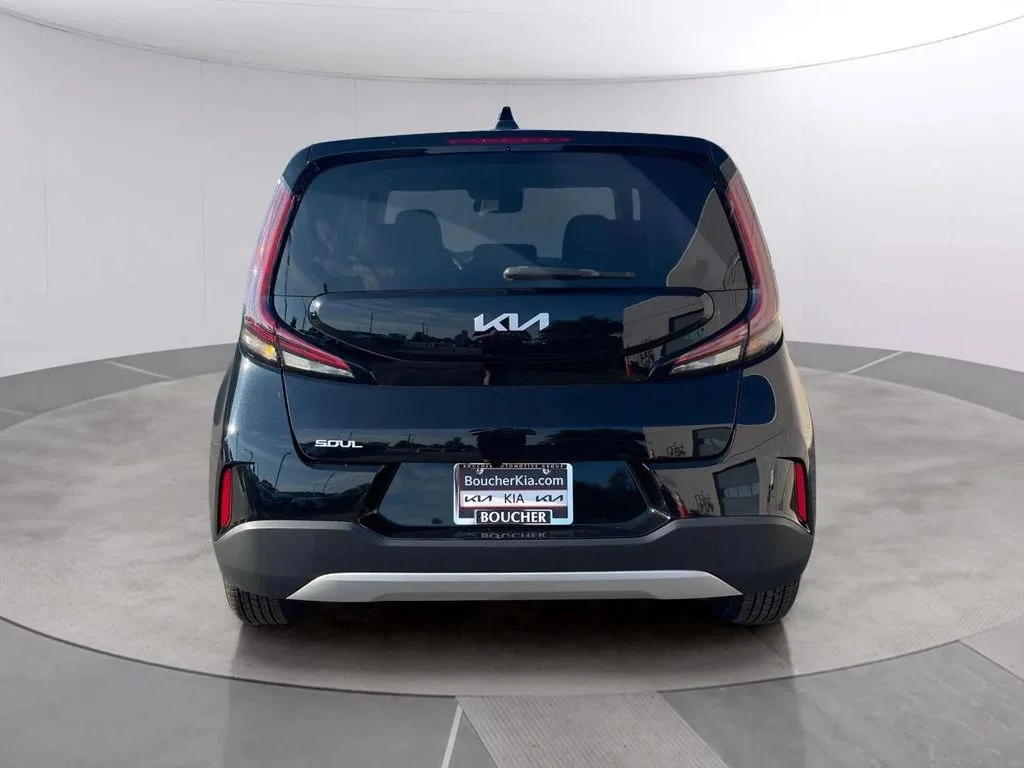 Certified Used 2023 Fusion Black Kia LX image 4