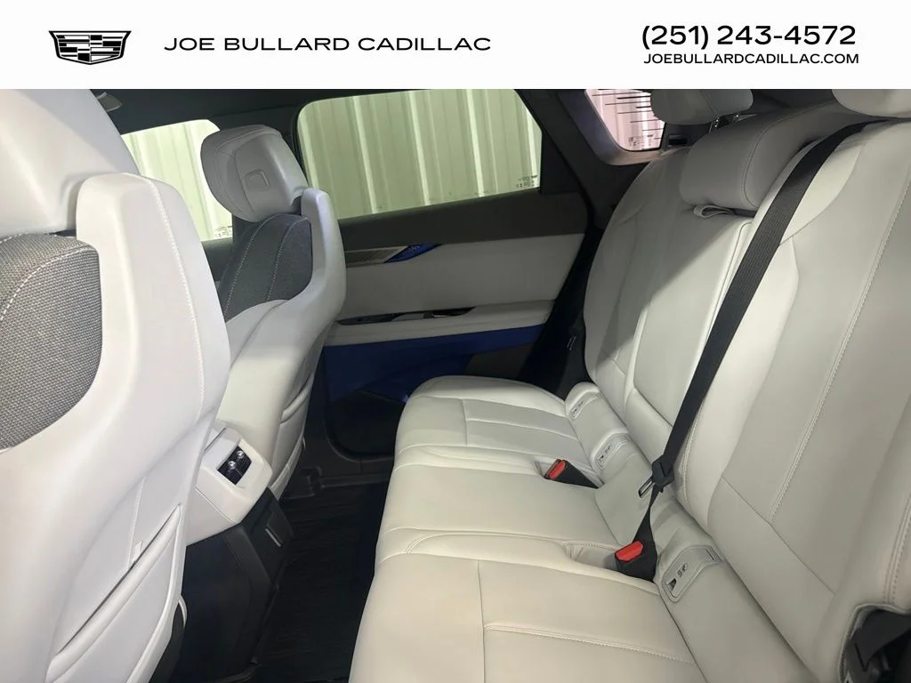 2026 Cadillac OPTIQ Luxury - Photo 14