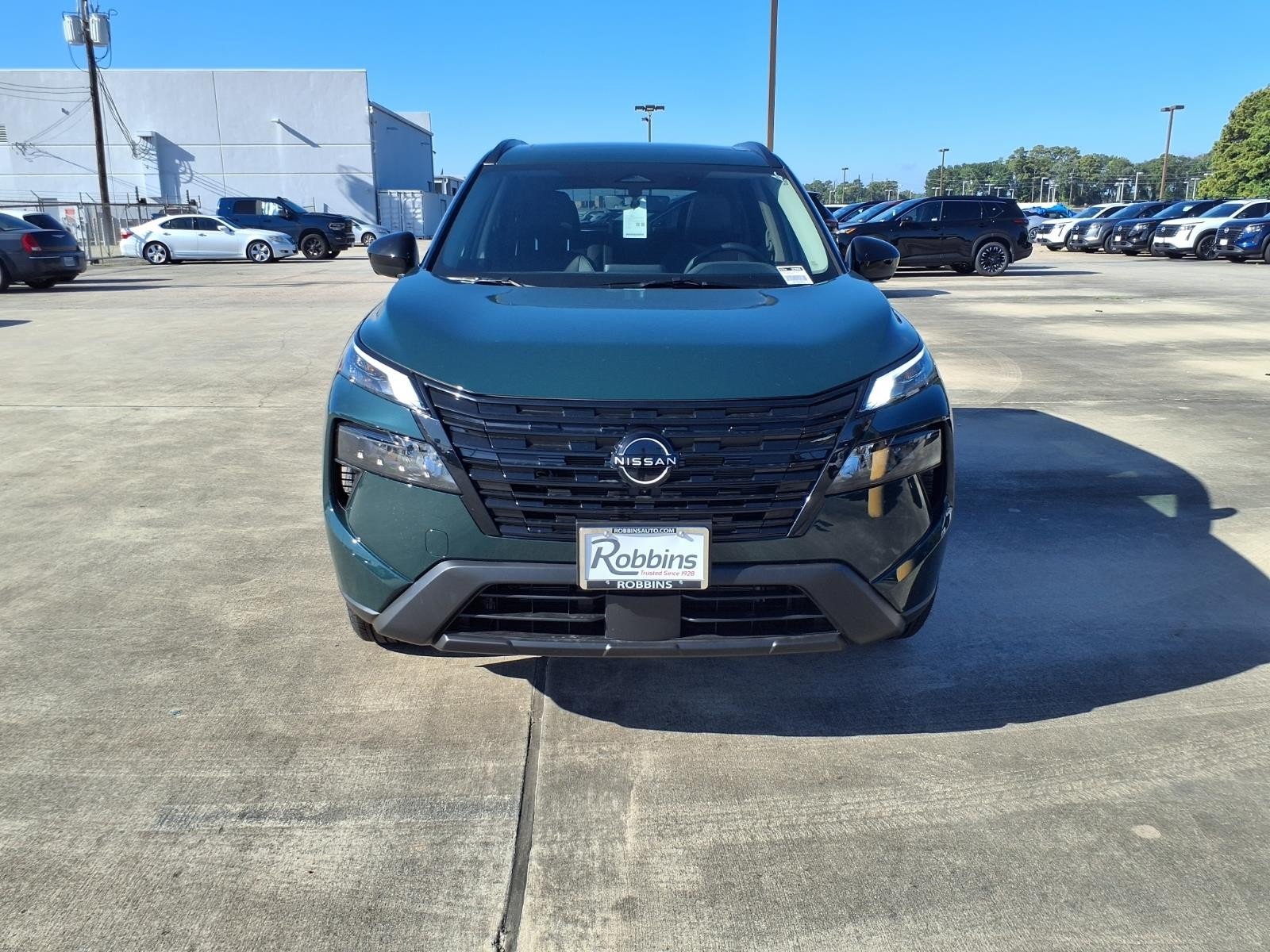 2026 Nissan Rogue photo 7 of 26