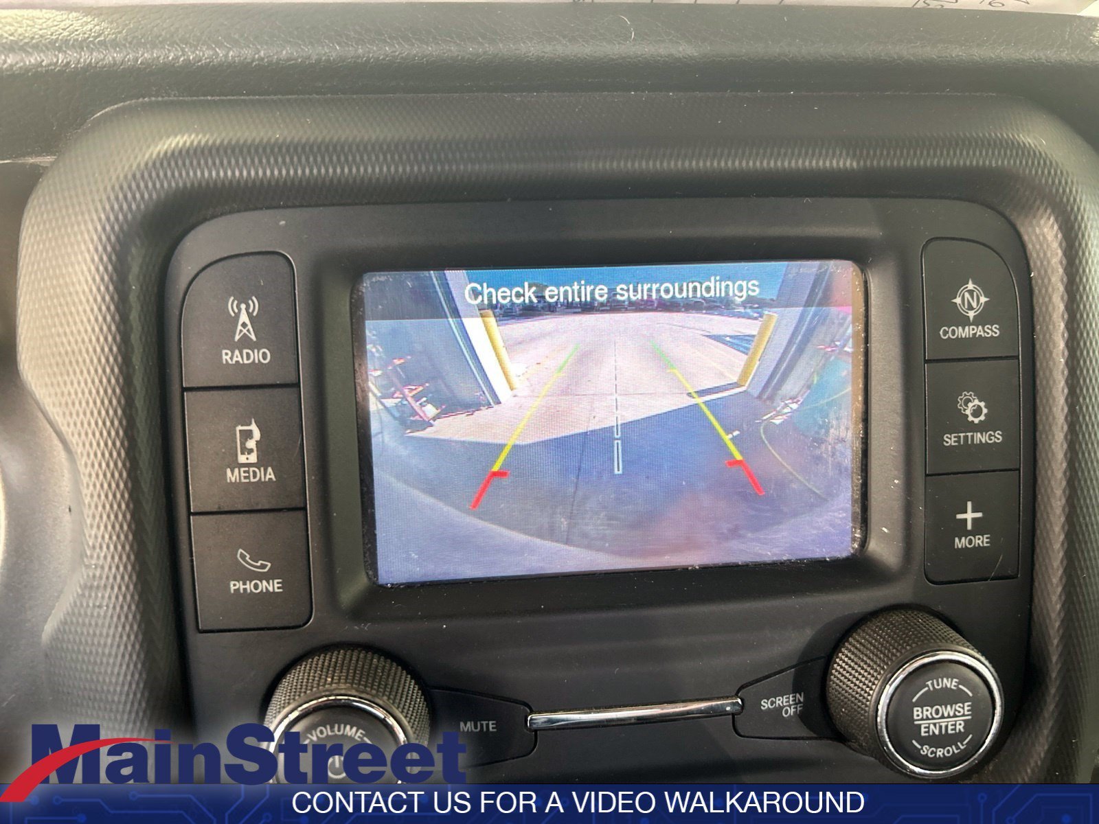 Used 2018 Black Clearcoat Jeep Sport S image 27