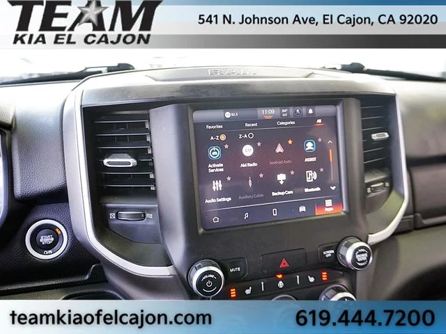 Used 2023 White Ram Big Horn/Lone Star image 30