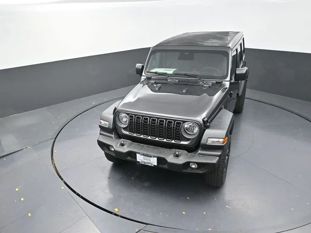 New 2026 Granite Crystal Metallic Clear-Coat Exterior Paint Jeep Sport S image 13
