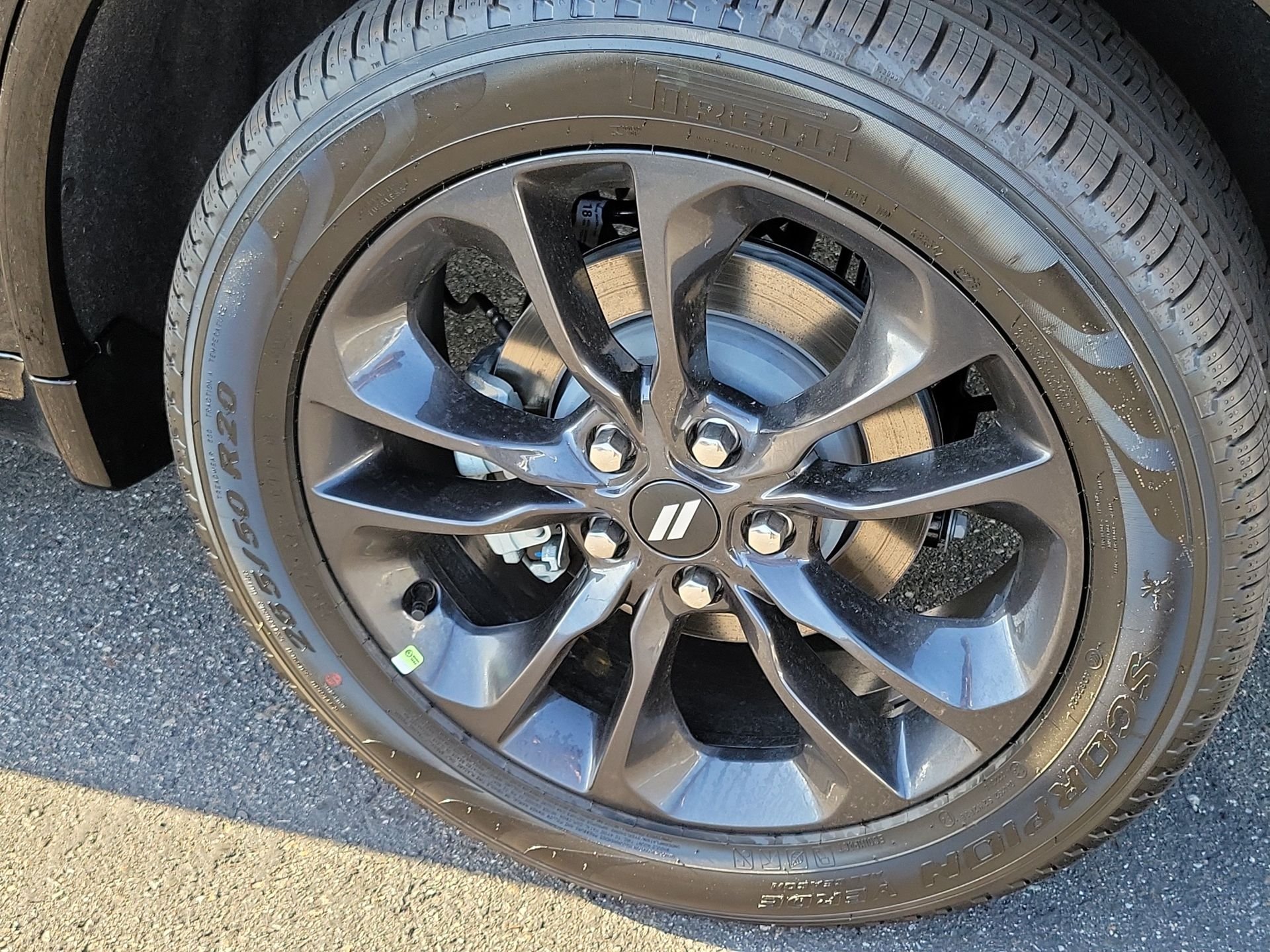 New 2026 Diamond Black Clear-Coat Exterior Paint Dodge GT Plus image 4