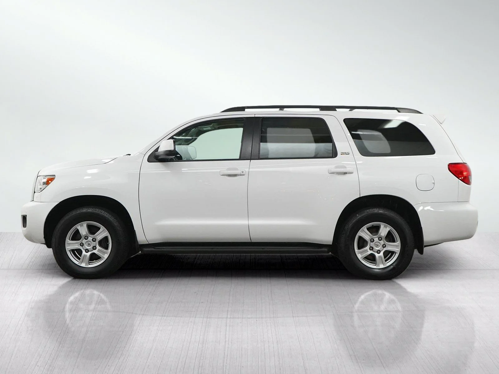 Used 2017 Toyota Sequoia SR5 with VIN 5TDBW5G14HS151919 for sale in Wayzata, Minnesota