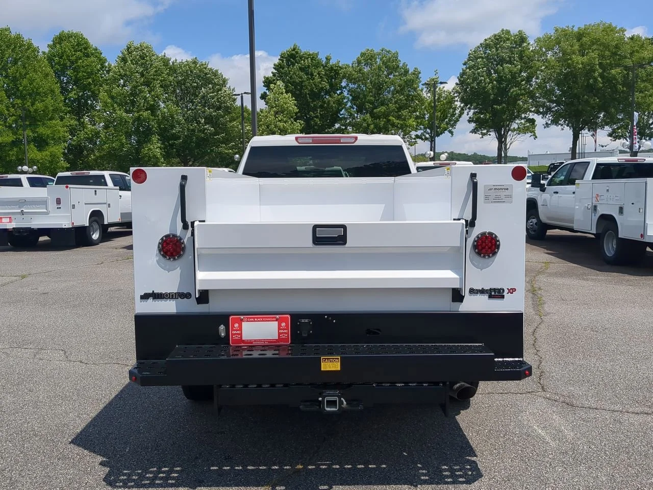 New 2026 Summit White GMC Pro image 7