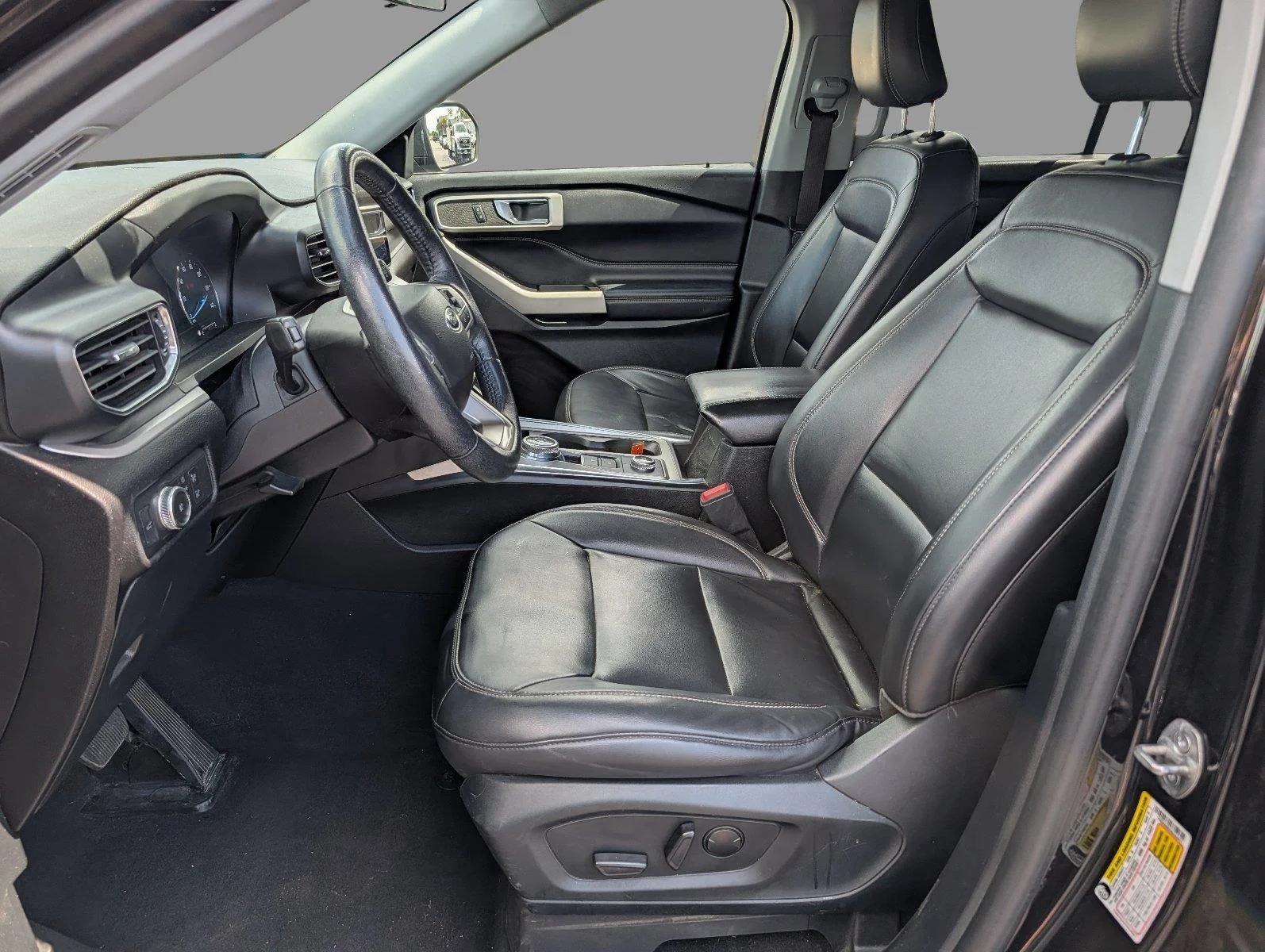 Used 2022 Agate Black Ford XLT image 10