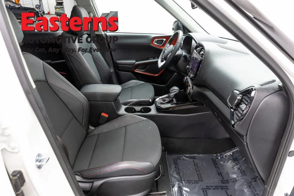 Used 2023 White Kia GT-Line image 24