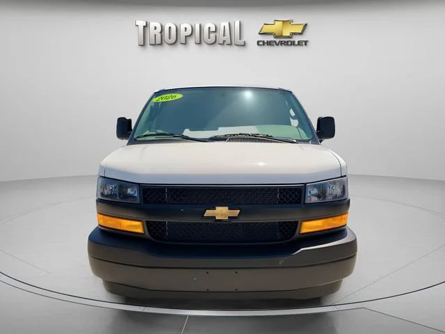 New 2026 Summit White Chevrolet WT image 8