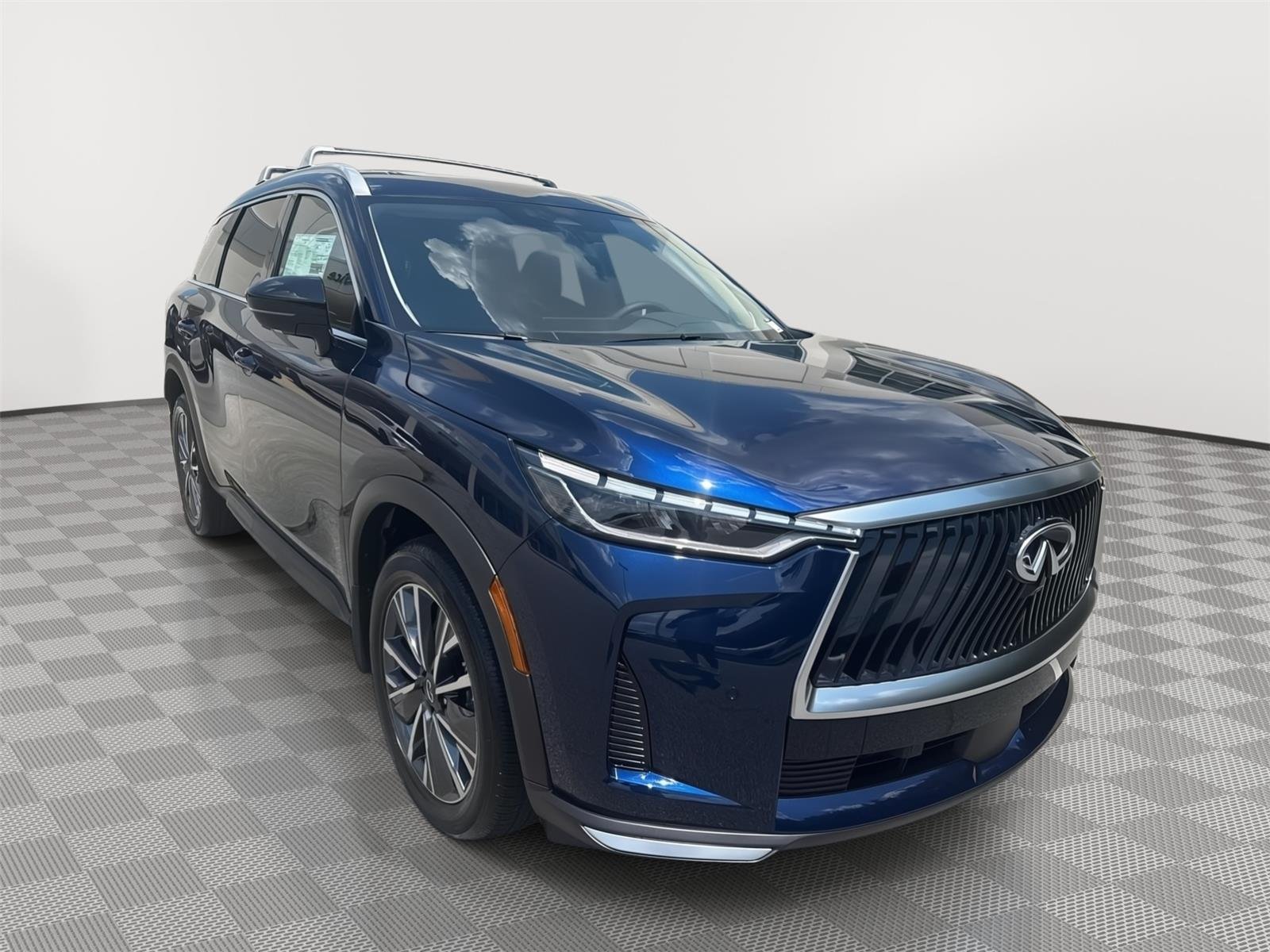 New 2027 GRAND BLUE INFINITI Luxe FWD image 4