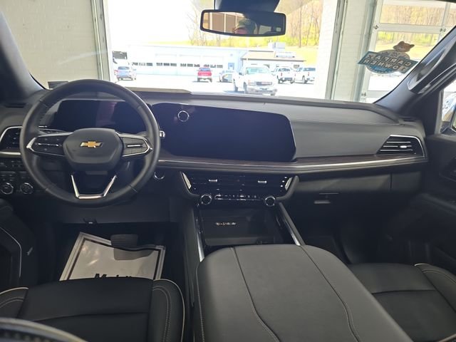 Used 2025 Gray Chevrolet Premier image 11