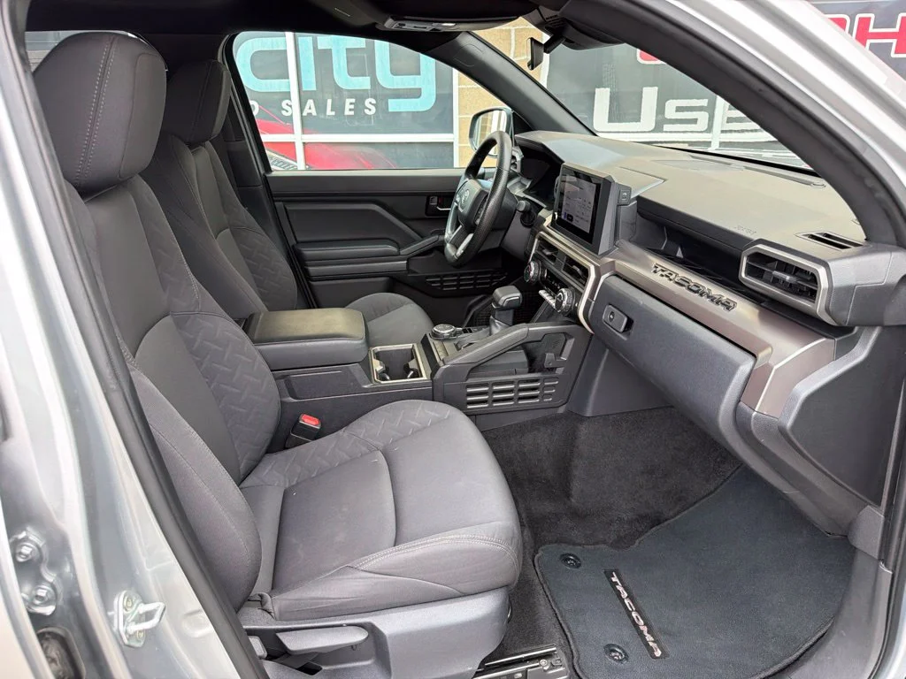 Used 2024 Silver Toyota SR5 image 21